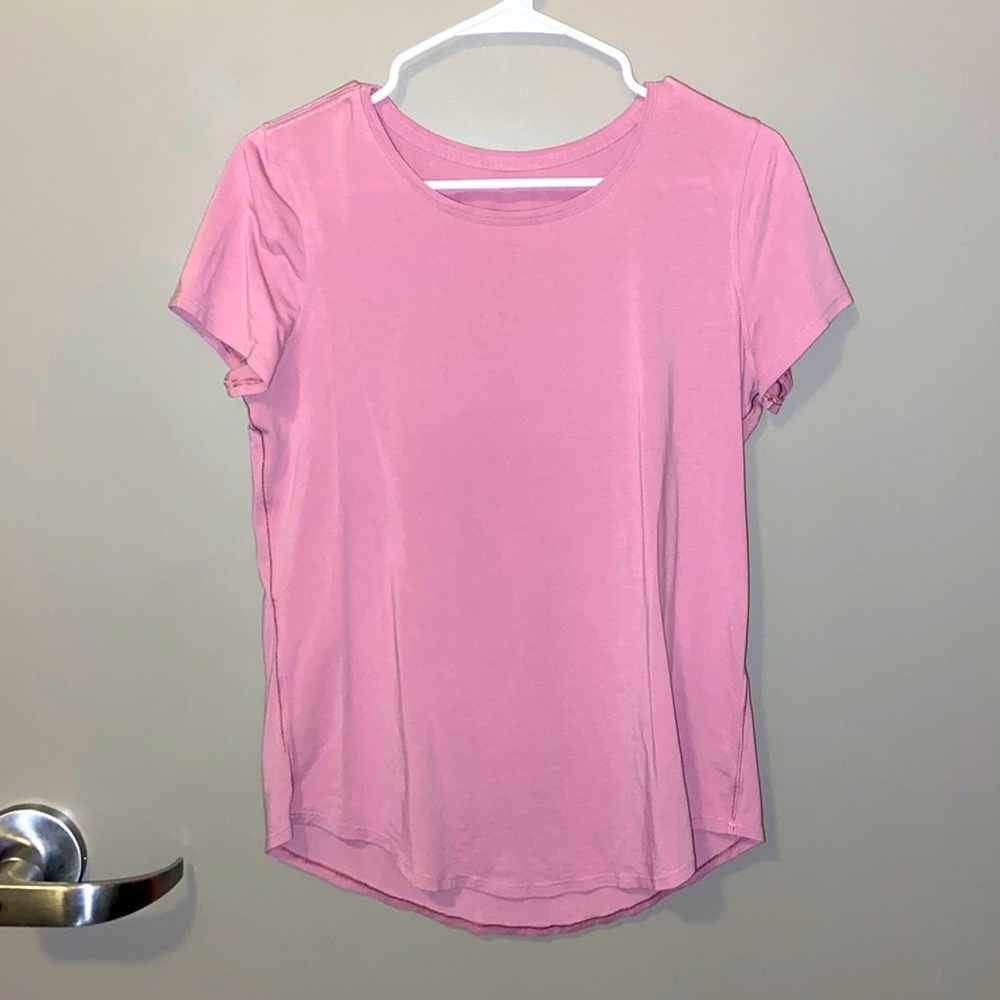 ✨Lululemon Pink Tee✨